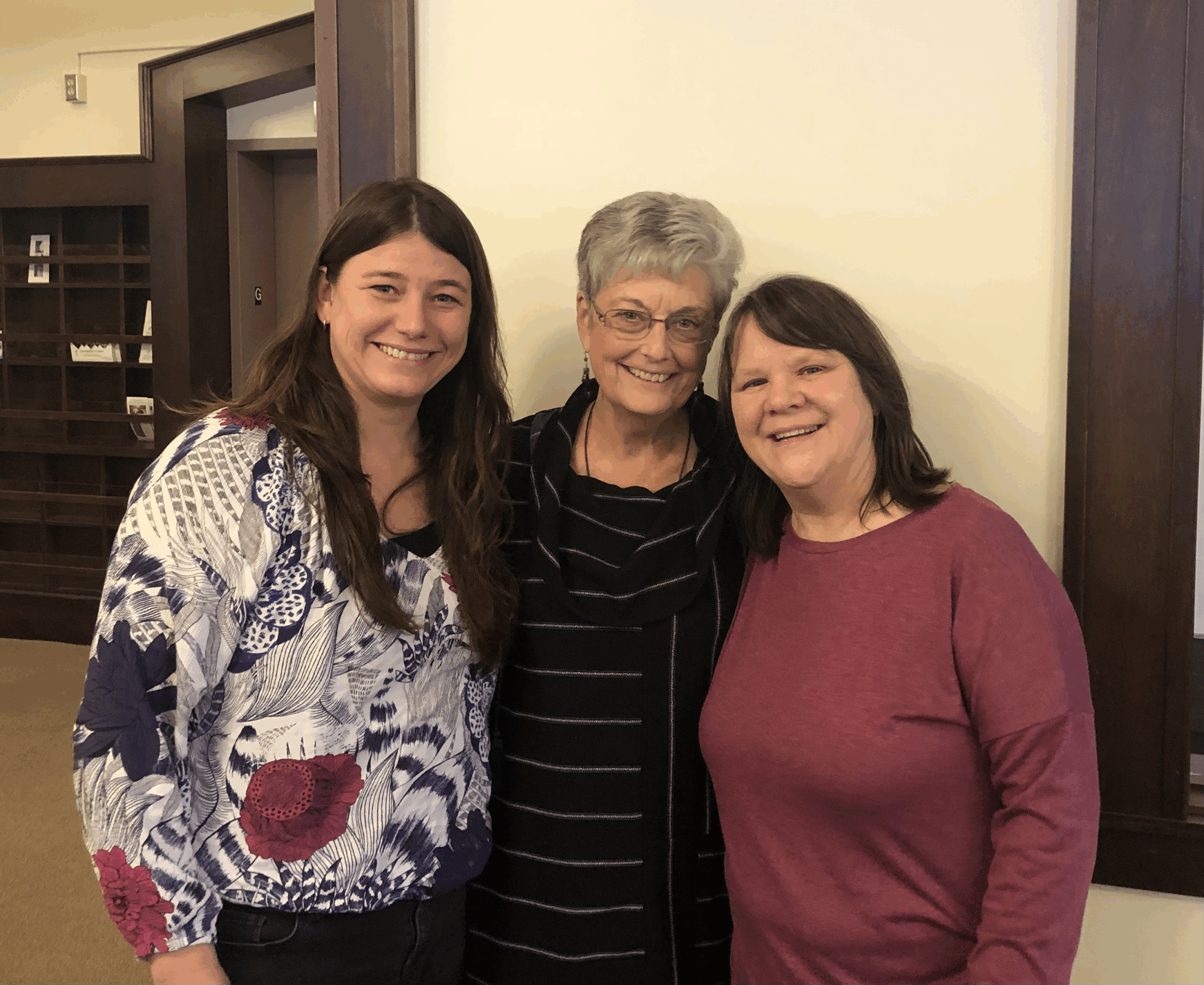 carol phillips in the middle